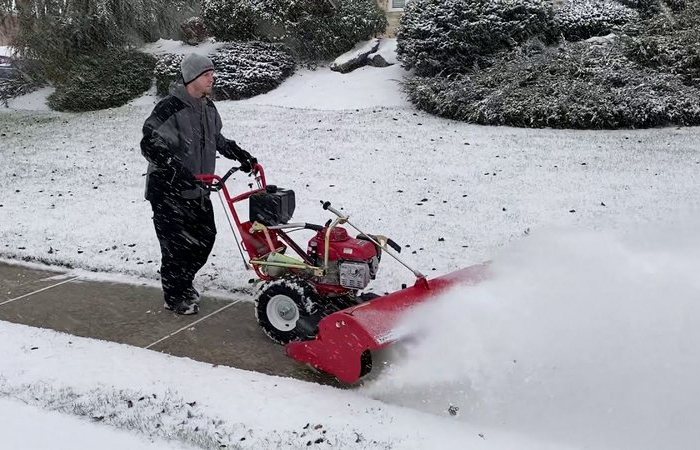 Лучше на ровной поверхности. Лучше на ровной поверхности.