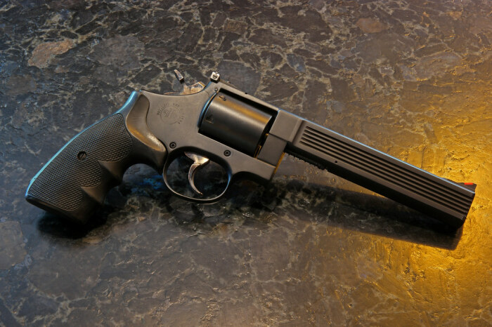 Выглядит револьвер солидно. |Фото: flickr.com.