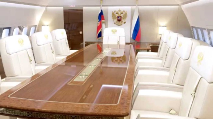 Интерьер самолёта российского президента. 