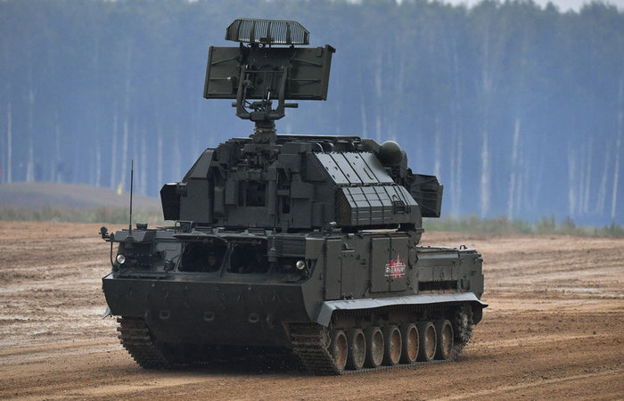 Большая часть техники была секретной. Большая часть техники была секретной.