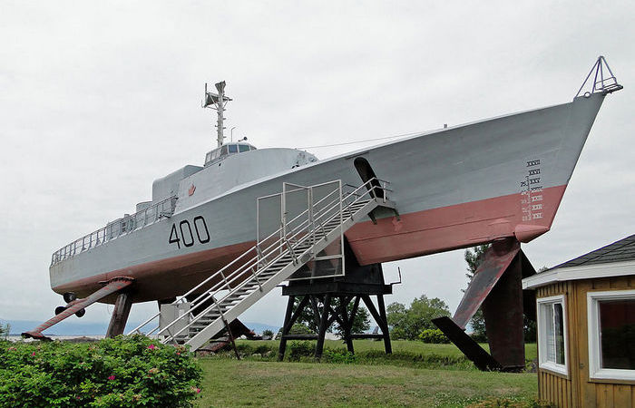 Самый быстрый военный корабль. Самый быстрый военный корабль.