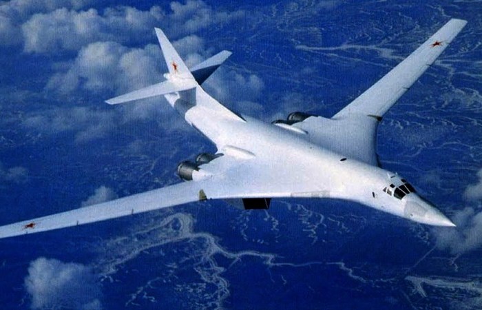 Самый большой сверхзвуковой самолёт.