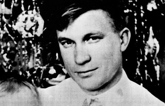 Сам Беленко дожил до распада СССР.