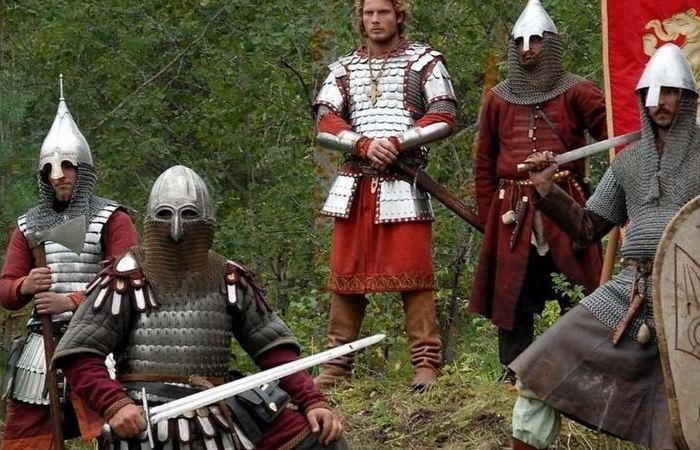 А ещё это страшно дорого. А ещё это страшно дорого.