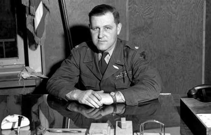 Крейтон Уильямс Абрамс-младший.