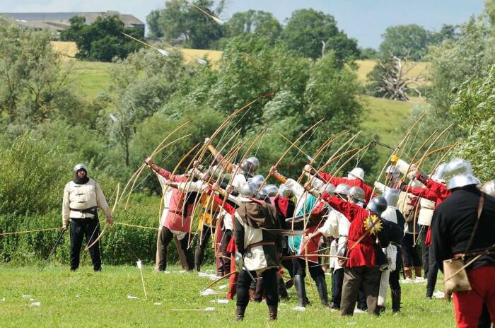 Лучники крайне специфические войска в средние века. |Фото: topwar.ru.