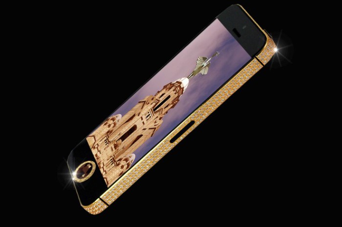 iPhone 5 Black Diamond.