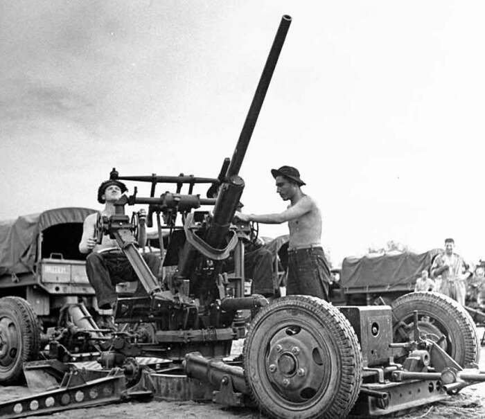 Насыщение зенитной артиллерией у Союзников было лучше. |Фото: zonwar.ru.