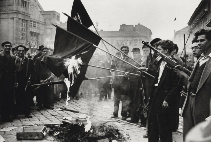 Венгерское восстание 1956 года. |Фото: bangkokbook.ru.