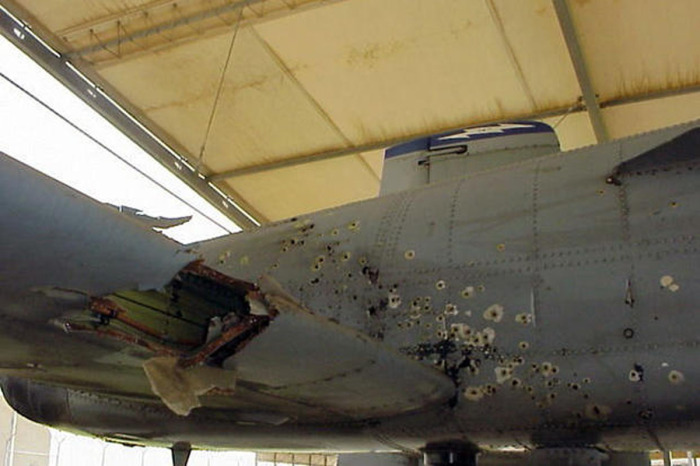 Поврежденный в бою А-10. |Фото: army-tech.net.