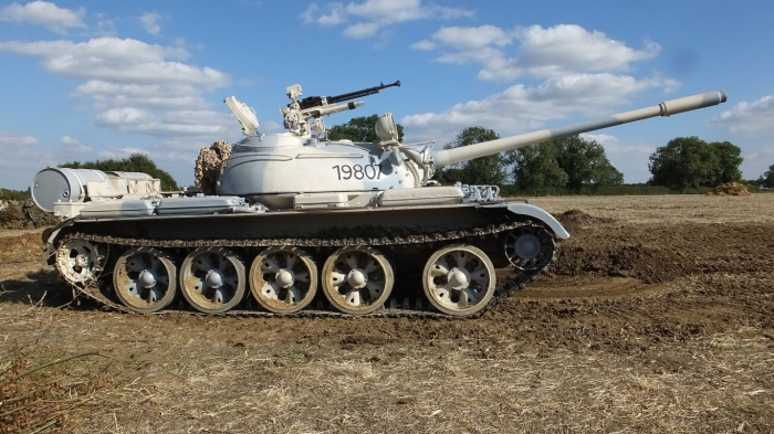 Танк Т-55 выпущен в 1958 году. |Фото: w-dog.ru.