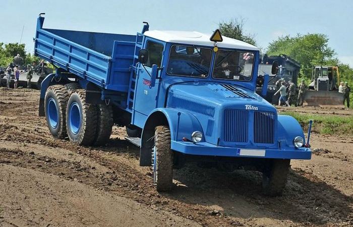 Отличные были грузовики. Отличные были грузовики.