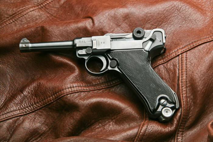 Красивый пистолет. |Фото: fabweb.org.