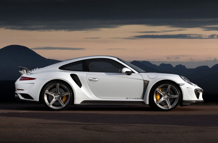Редизайн Porsche: обвес, салон и технические возможности.