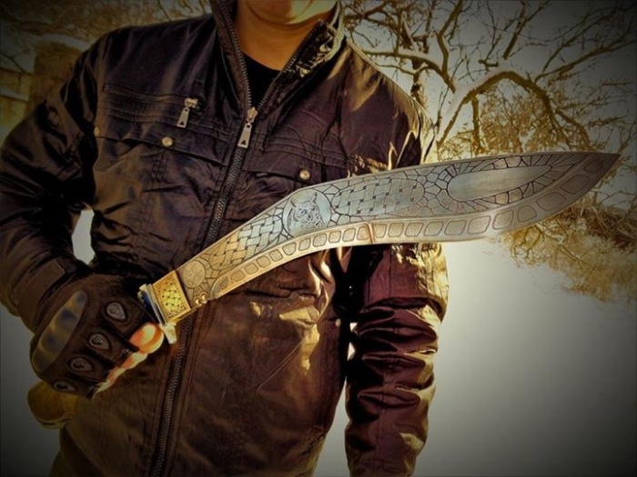 Некоторым ножам нужно потолще. ¦Фото: gallery.ereality.ru.
