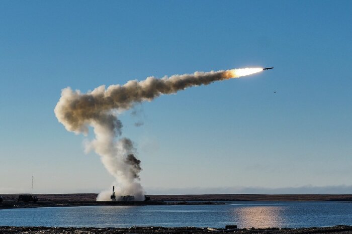 Дороже всего ракеты. |Фото: sila-rf.ru.