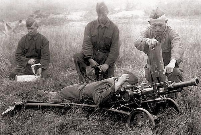 Один из первых в своем роде. Один из первых в своем роде.