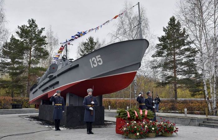 Торпедные катера оказались исключительно полезны.
