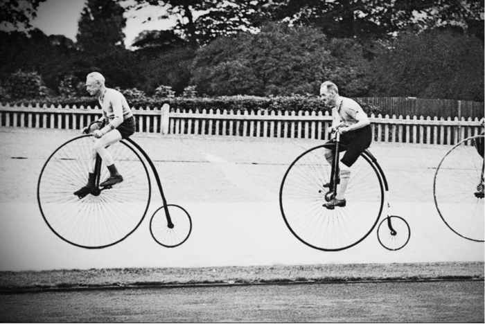 Для чего у старинных велосипедов «Пенни-фартинг» было огромное переднее колесо 