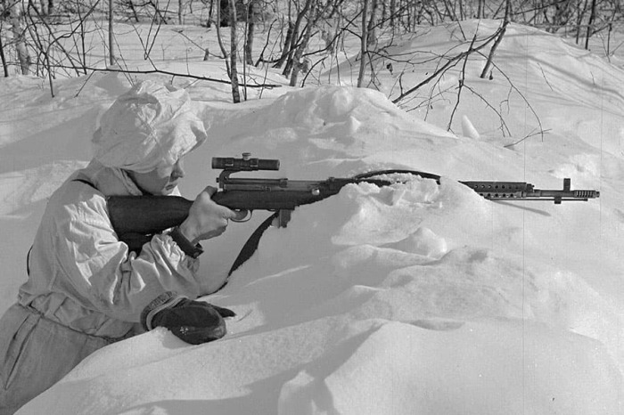 Снайпер с СВТ-40. |Фото: stalin-line.by.