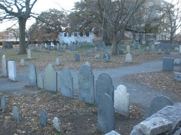 Ведьмино кладбище.