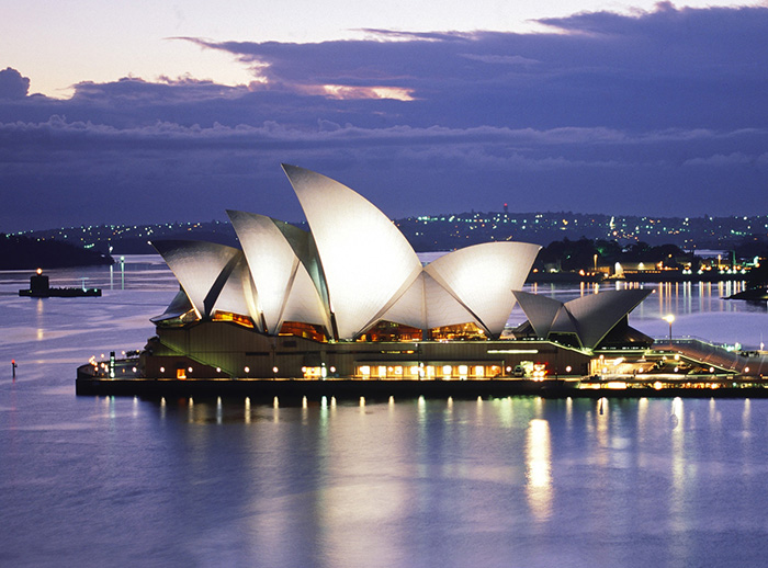 Оперный театр в Сиднее на закате