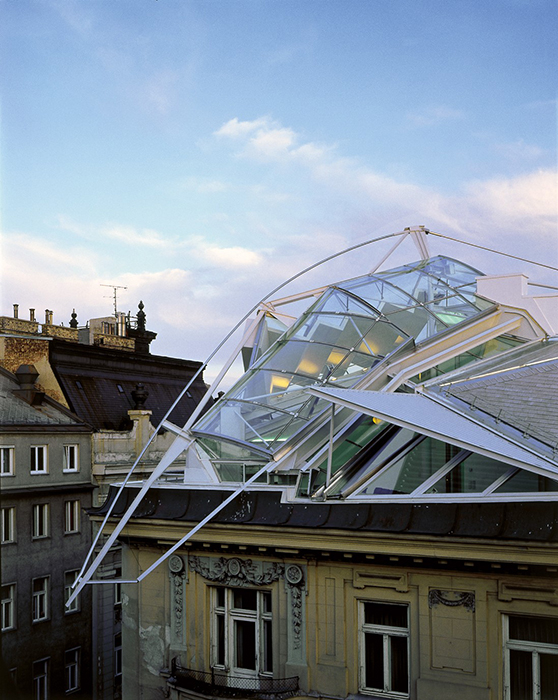 Офис на крыше на Фолькенштрассе в Вене, Австрия
