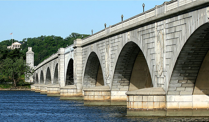 Арлингтонский мемориальный мост