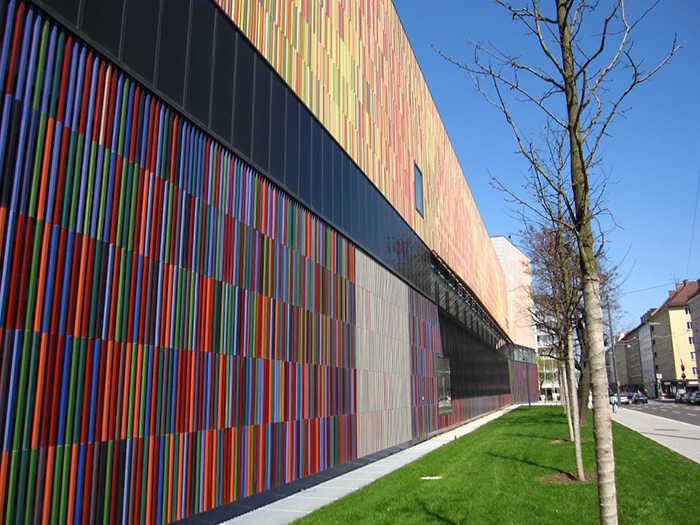 Музей Брандхорста в Мюнхене, Германия: фрагмент фасада