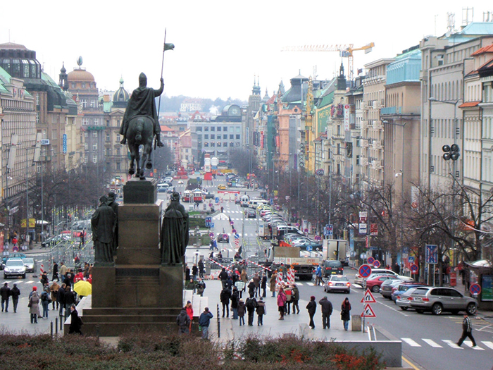Бульвар на Вацлавской площади в Праге, Чехия