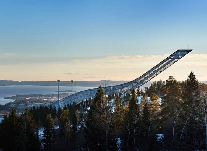Апартаменты под съем внутри лыжного трамплина Holmenkollen в Осло
