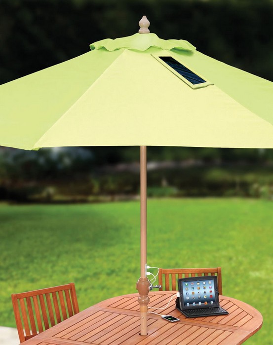 Picnic Table Umbrella – зонтик для пикника с зарядкой для мобильных телефонов