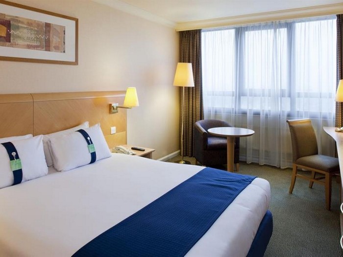 Гостиница Holiday Inn London-Kensington Forum в Лондоне