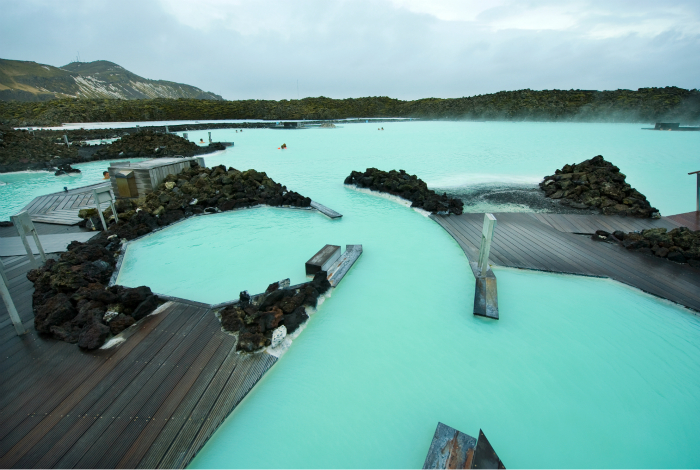 Геотермальный источник, который одновременно является самым известным бассейном в мире.