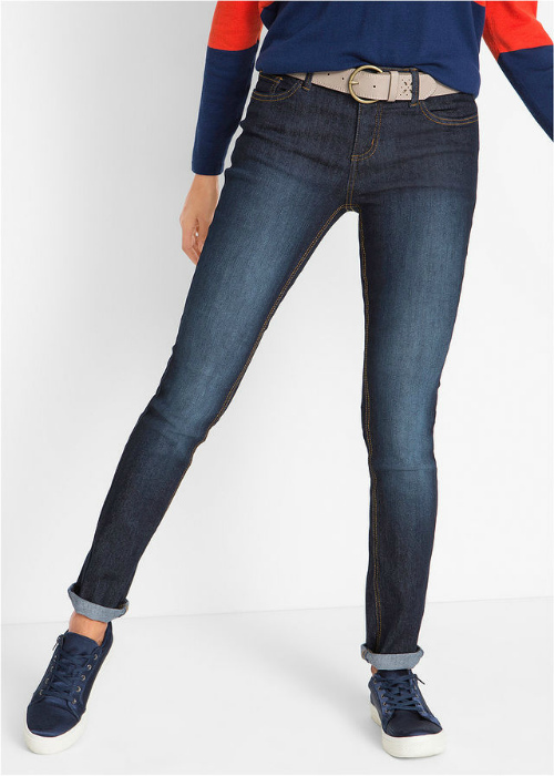 Длинные подвернутые джинсы. | Фото: Постила.