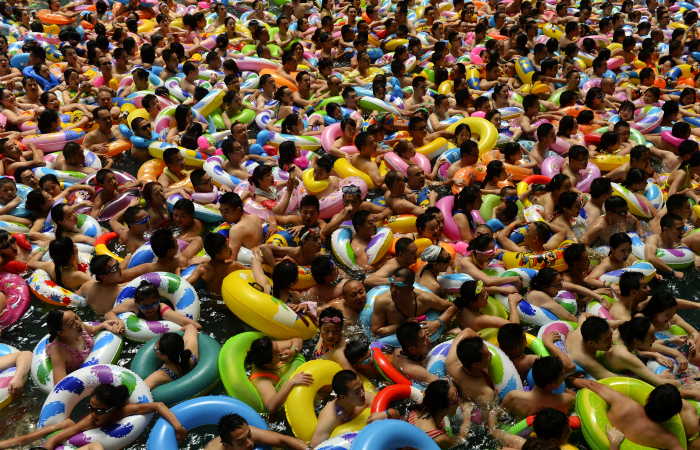 Фотографии, которые показывают, насколько много людей живут в Китае.
