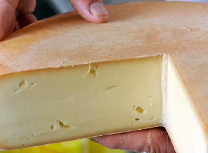 Защитить срез сыра. | Фото: Продукты питания.