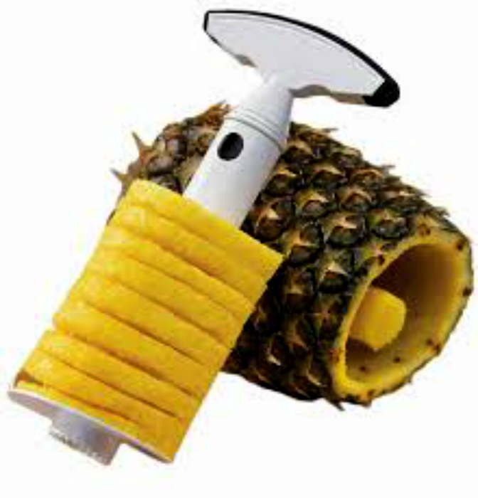Приспособление, с помощью которого можно легко вырезать мякоть из ананаса.