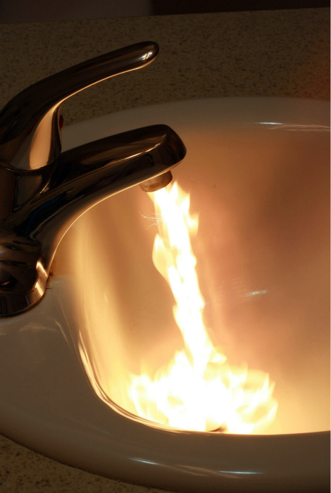 Водичка - огонь, причем в самом прямом смысле этого слова. | Фото: Pinterest.
