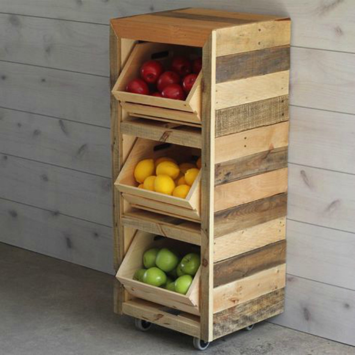 Открытый шкаф для овощей и фруктов. | Фото: Fermer.blog.