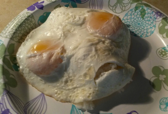 Инопланетянин на завтрак! | Фото: Funnyjunk.
