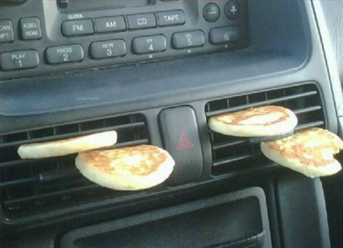 Как разогреть обед в машине.