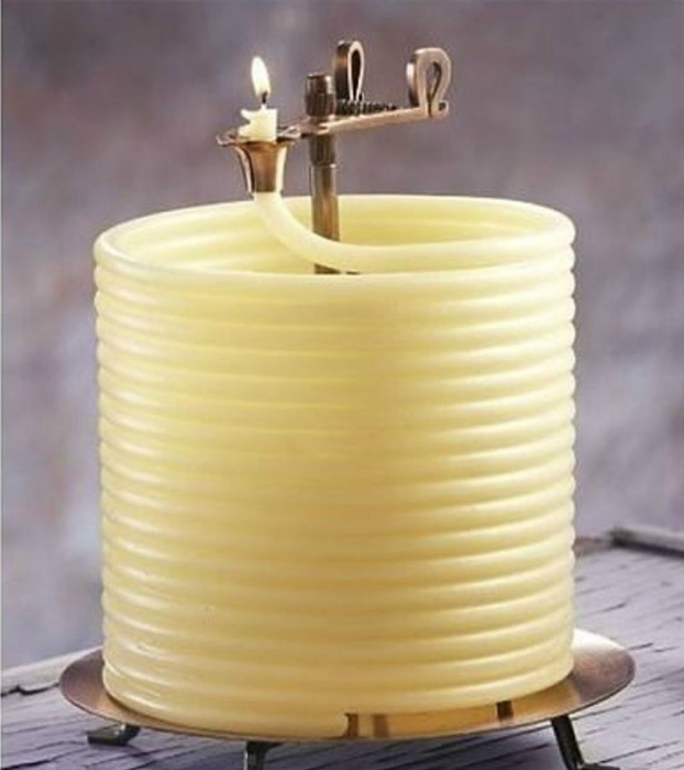 Дизайнерская свеча, которая может гореть 140 часов.