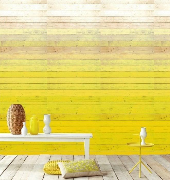 Деревянная стена в желтых тонах с эффектом омбре.