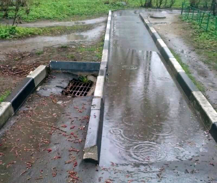 «Тут-то канализации ничего не грозит!» | Фото: Filing.pl.