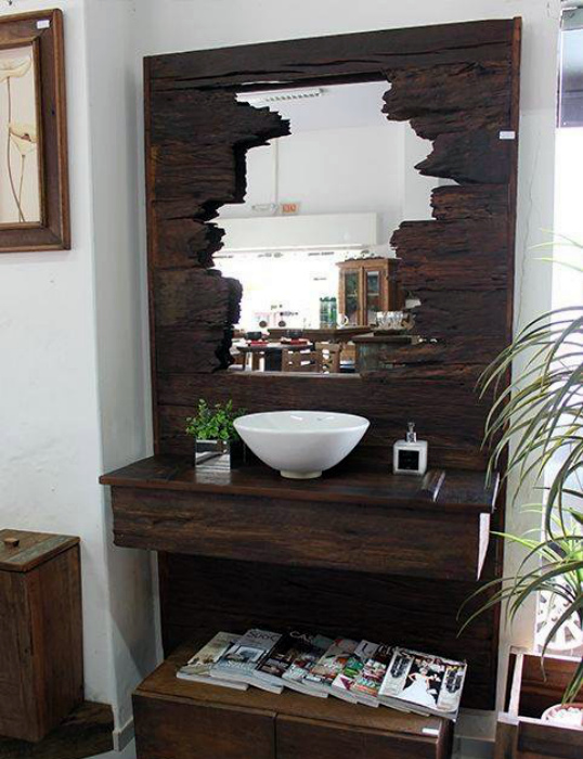 Деревянная тумба в ванную комнату.