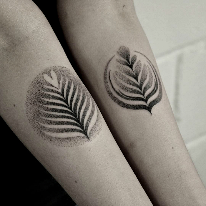 Татуировки в ботаническом стиле.