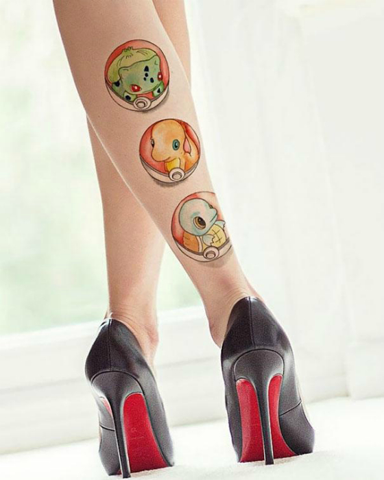 Портреты покемонов на ноге.