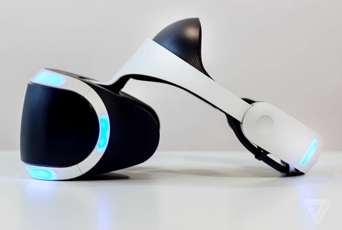 Шлем виртуальной реальности Sony PlayStation VR.