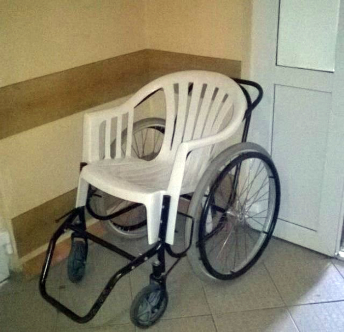 Физик в инвалидном кресле